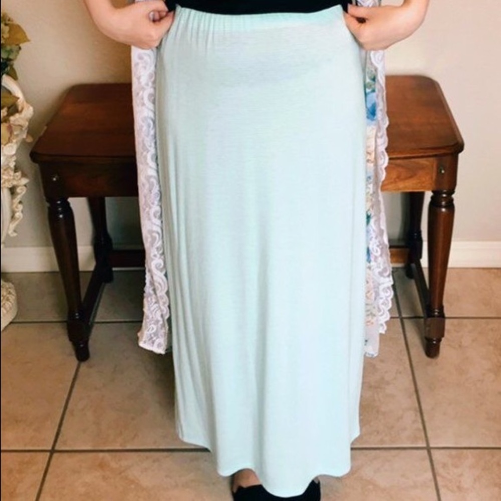 🌿 𝚖𝚒𝚗𝚝𝚢 𝚏𝚛𝚎𝚜𝚑 𝚖𝚊𝚡𝚒 𝚜𝚔𝚒𝚛𝚝